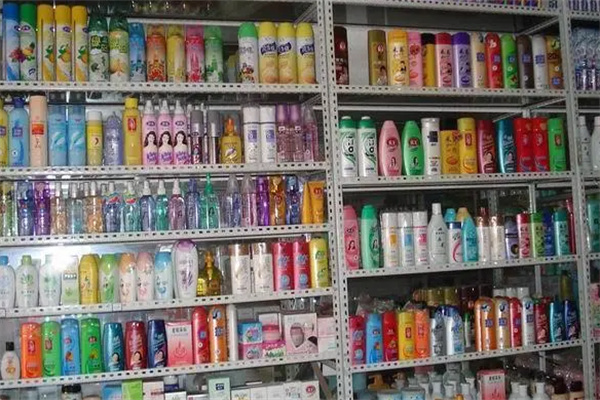 蓝翔百货日用品 一站式满足您的日常所需